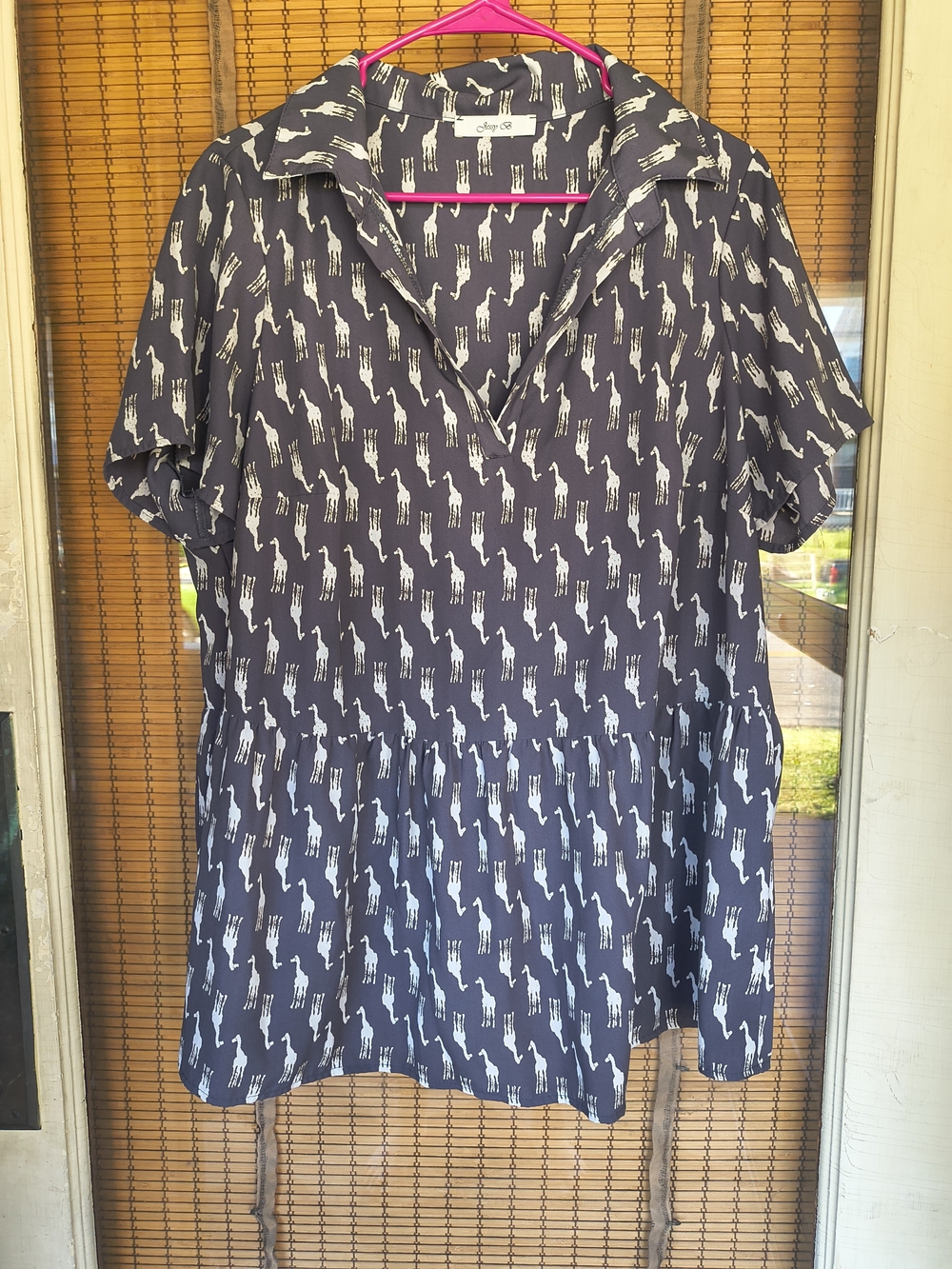 Jessy B Charcoal Gray Giraffe Print Peplum Blouse Short Sleeve Top Plus 2x